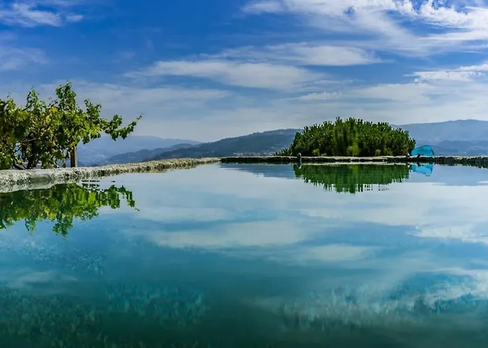 Quinta Do Mirante 카스텔루 지 파이바