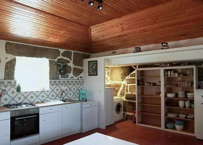 Quinta Do Mirante * 카스텔루 지 파이바