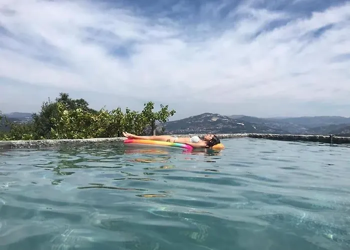 Quinta Do Mirante * 카스텔루 지 파이바